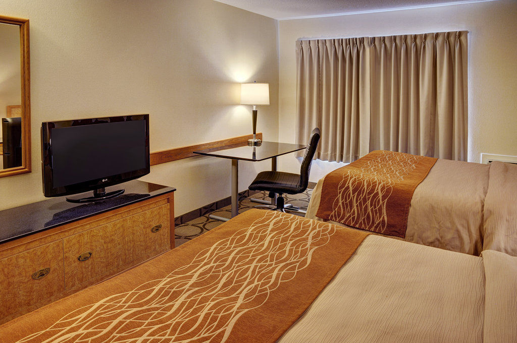 Comfort Inn Waterloo Extérieur photo